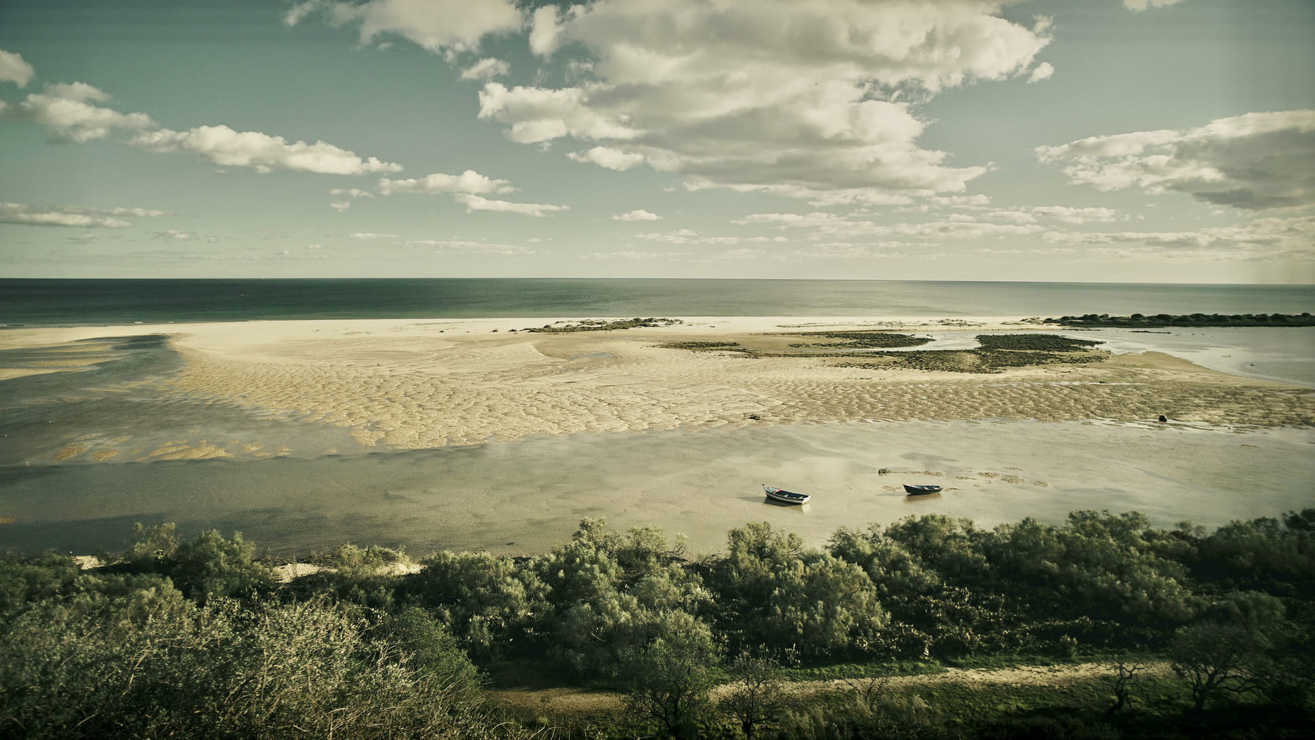 Gravel bike tour in Portugal - Cacela Velha beach in Algarve