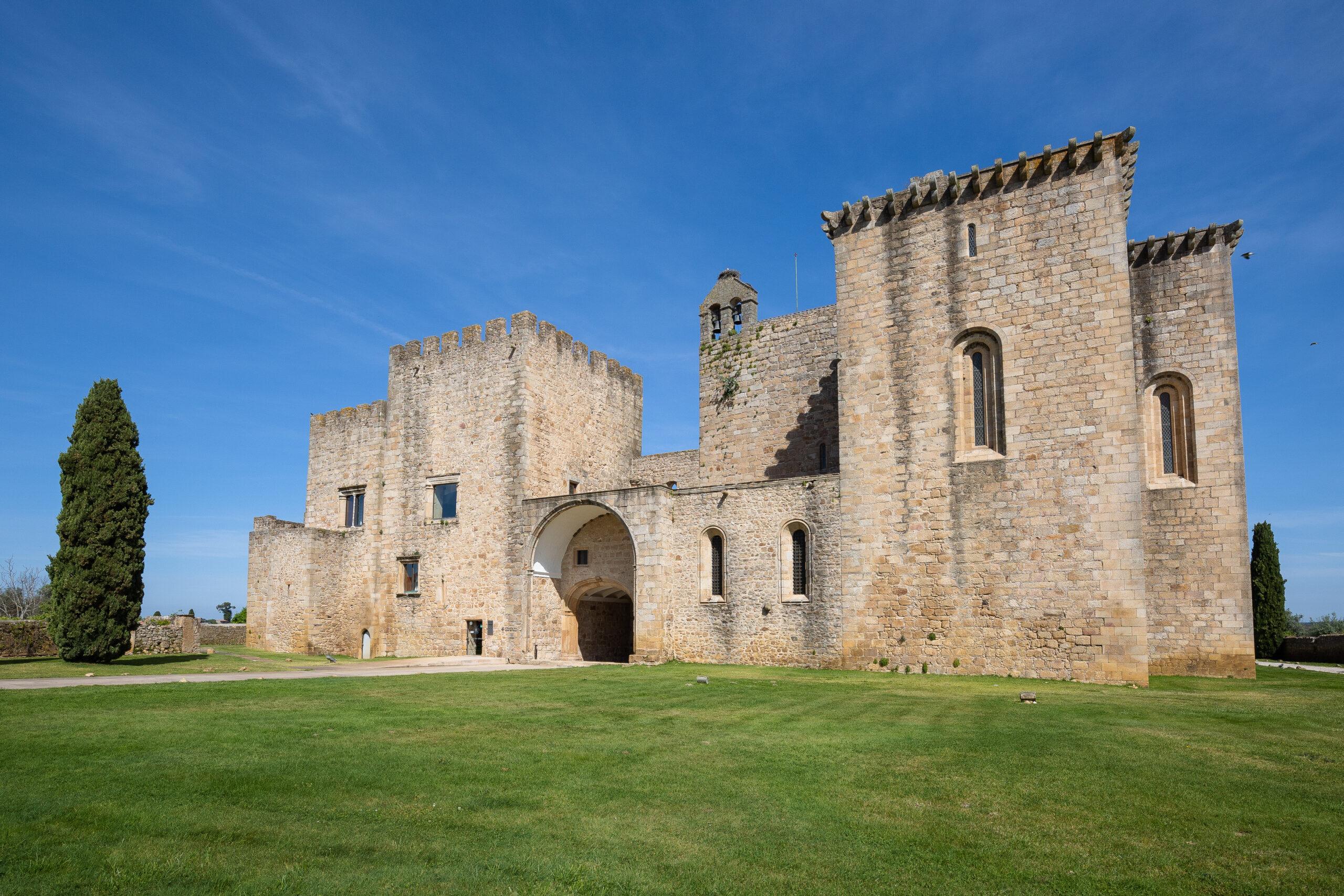 Pousada do Crato historic boutique hotel in the Alentejo countryside