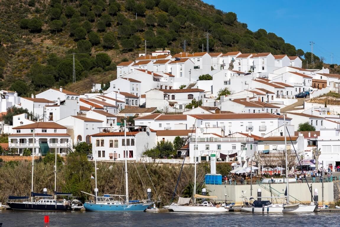 Hotel Alcoutim overlooking the Guadiana River at the Algarve-Alentejo border
