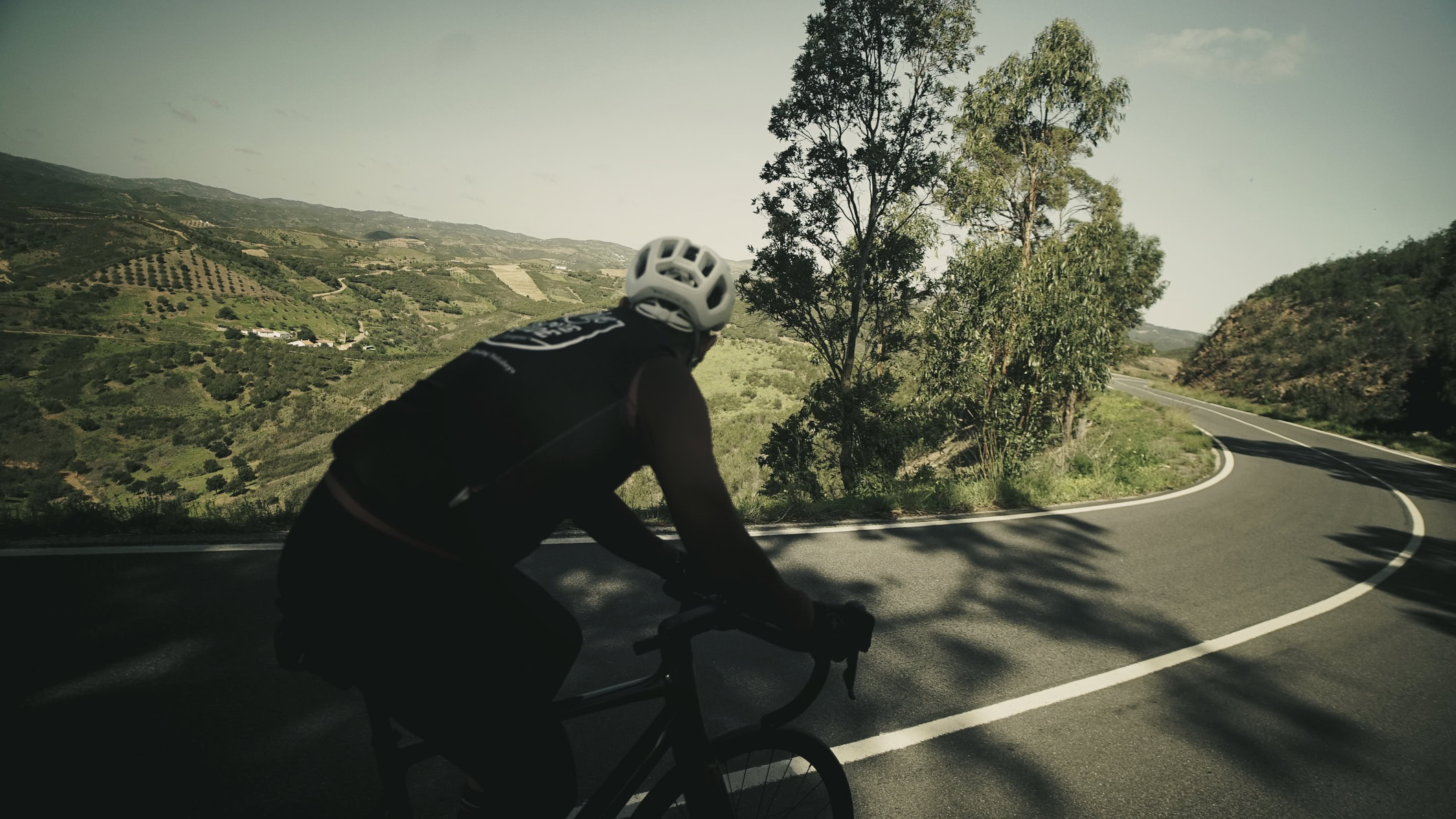 Pristine roads for road cycling in inland Algarve