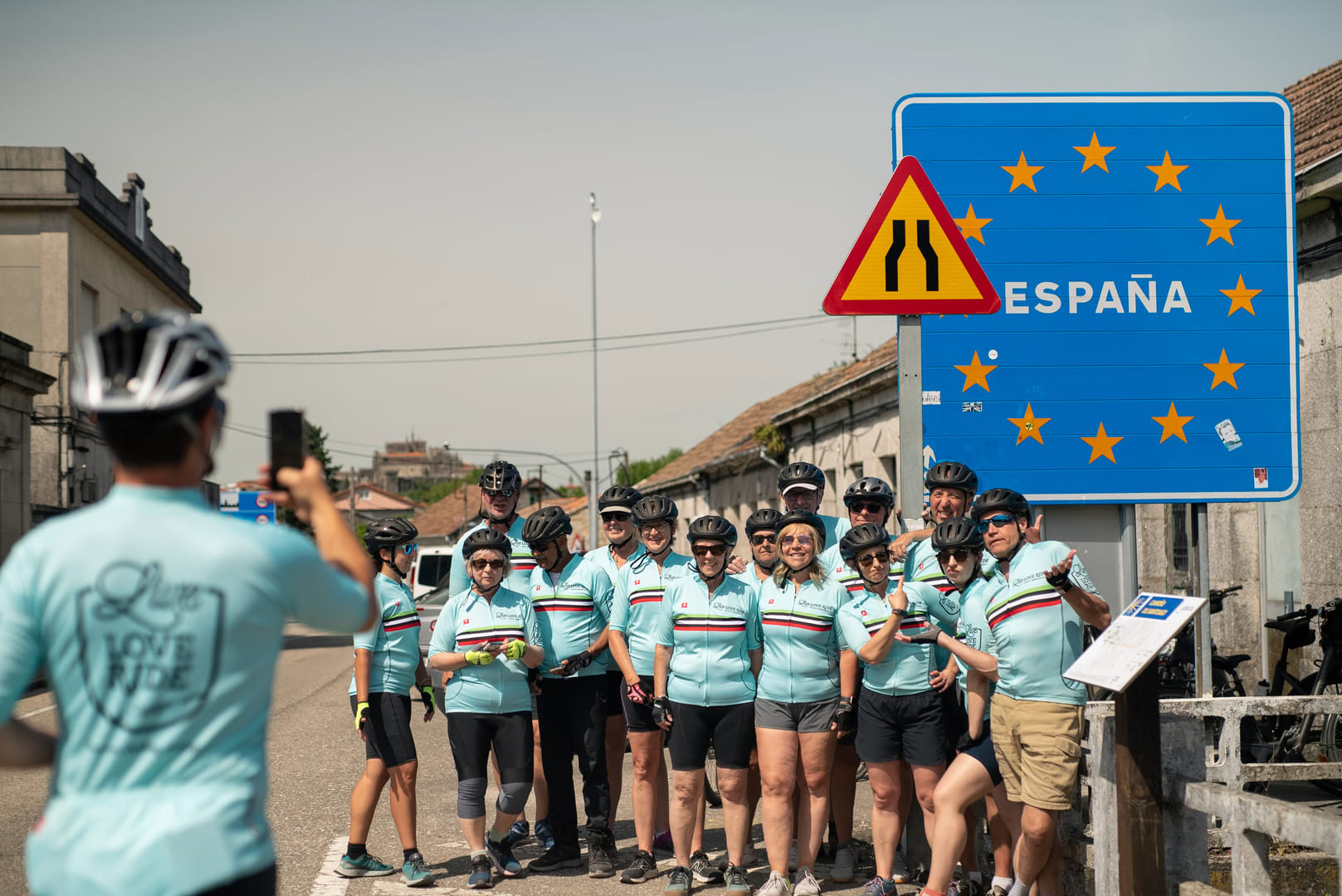 Cycling into Galicia, from Valença to Tui