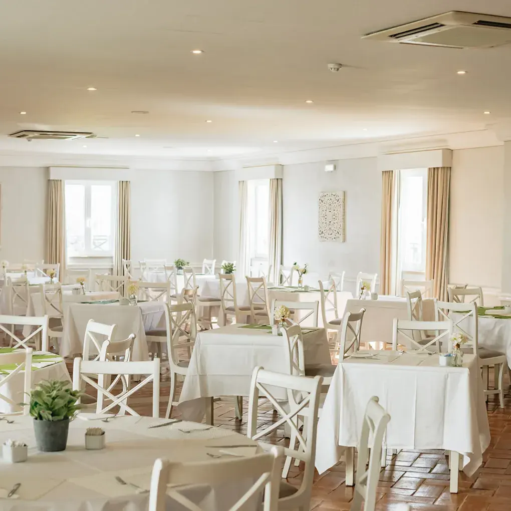 shout estudio mar de ar hoteis muralhas 75