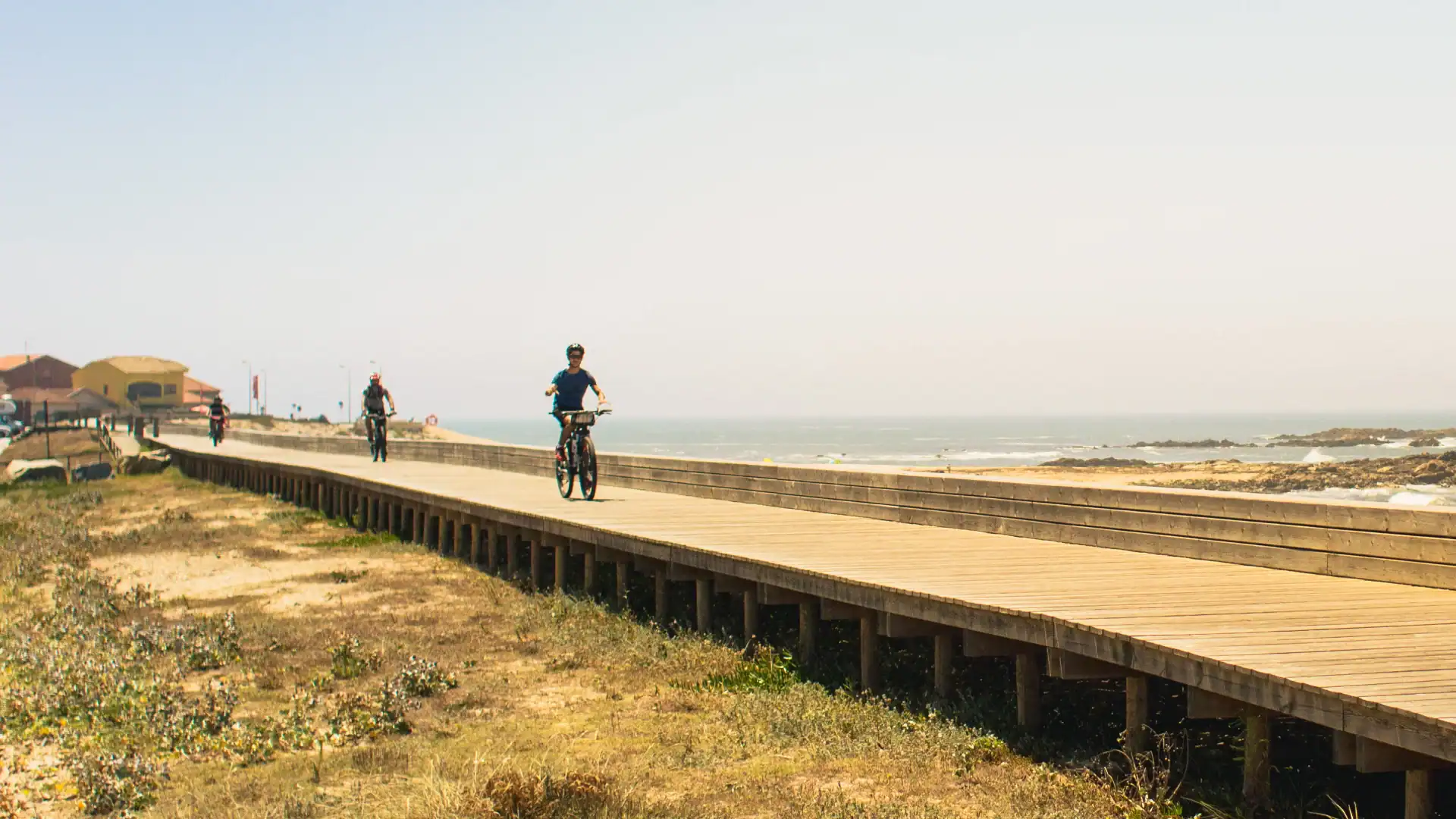 bike tour in the portuguese camino by the coast from porto