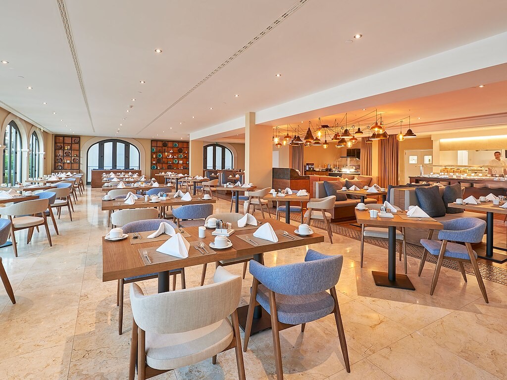 cascade wellness resort mundi