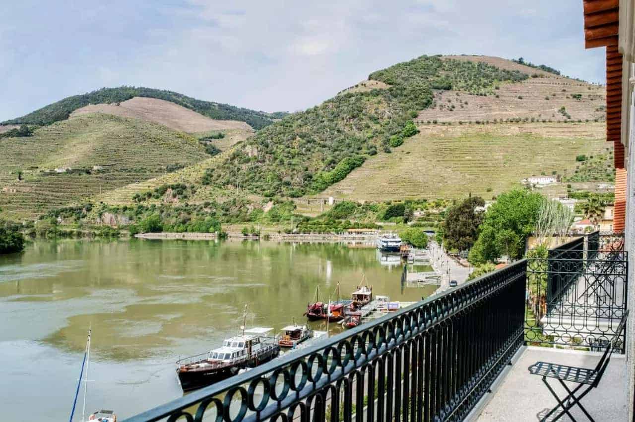 Vintage House Douro estate hotel with panoramic views of the Douro River and vineyards in Portugal