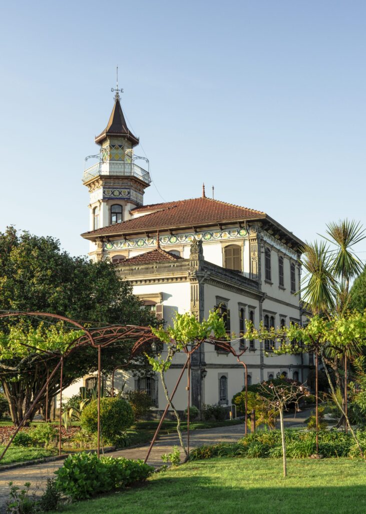 la casa y los jardines villa idalina 02 scaled