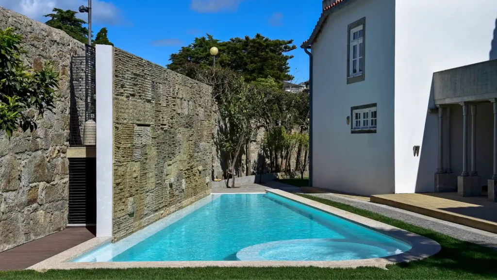 piscina casa melo alvim