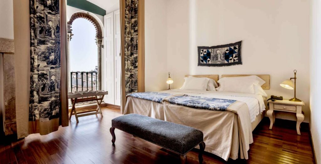 pousada castelo alvito gallery accommodation superior bed